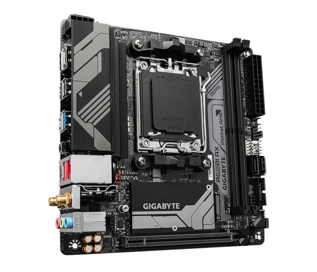 Gigabyte A620I AX - 1469920 - zdjęcie 3